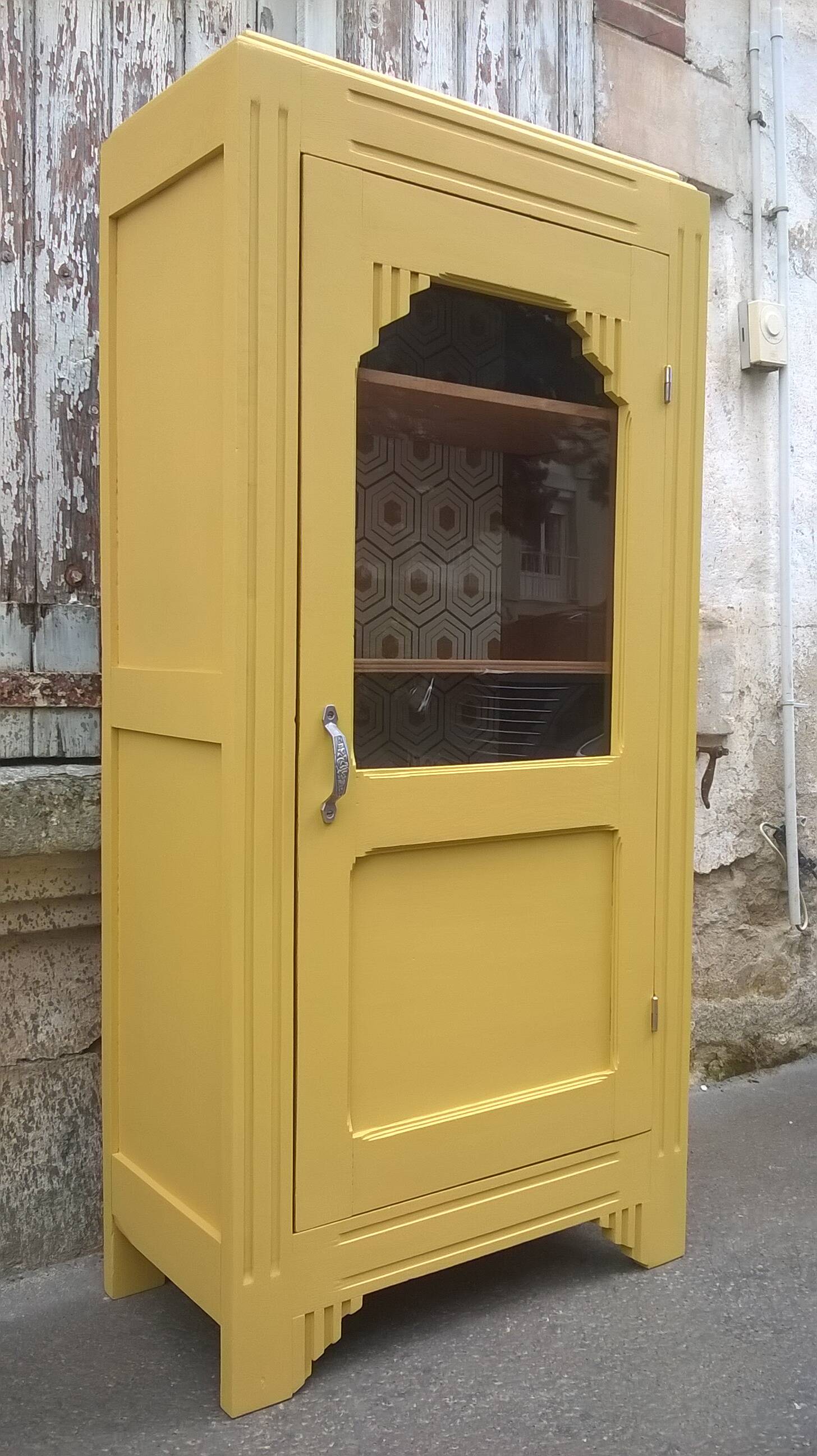 small Parisian showcase cabinet 1930