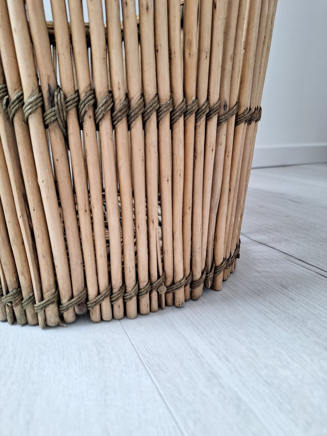 Rattan basket / basket