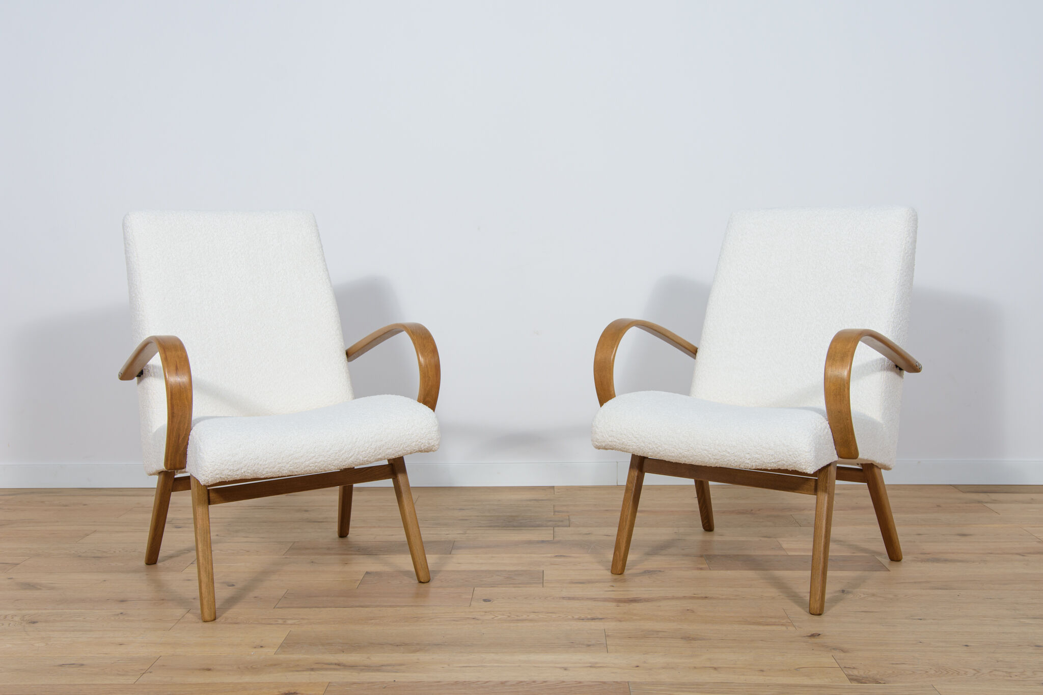 Model 53 Armchairs by Jaroslav Smidek for Ton, 1960s, Set of 2