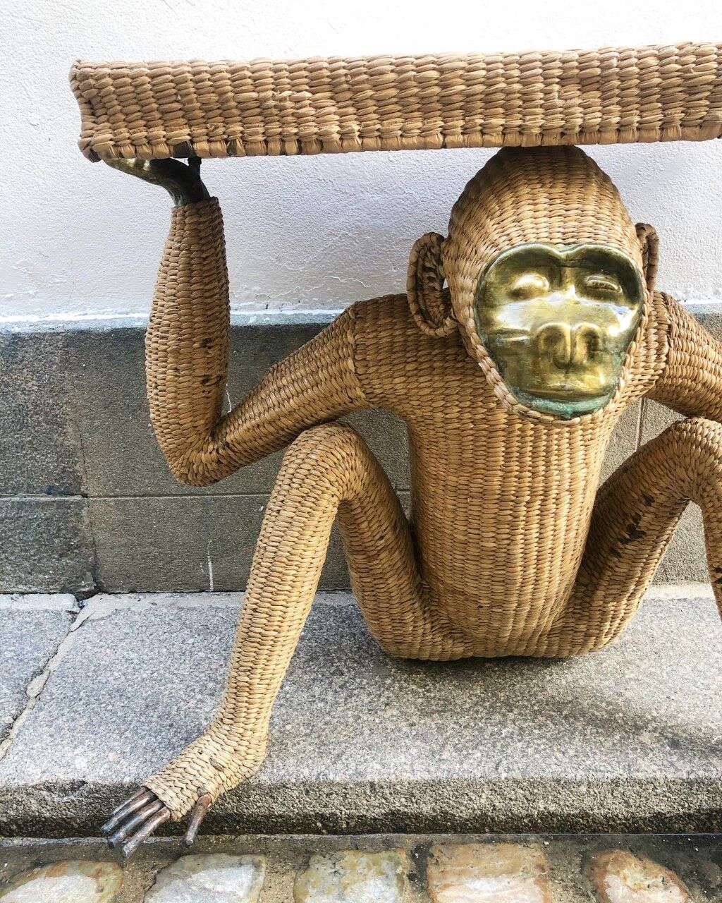 Monkey console by Mario Lopez Torres
