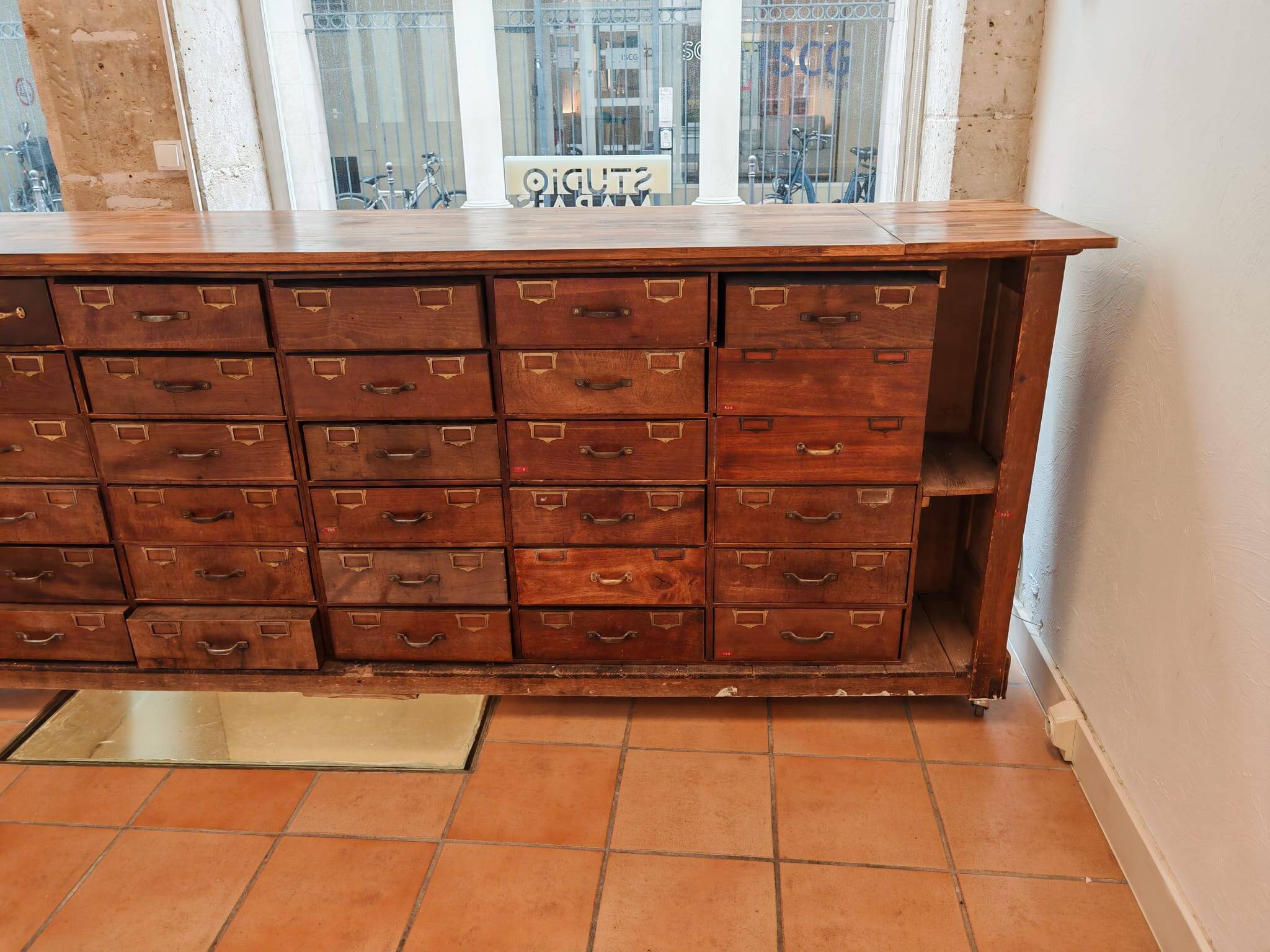 Workshop furniture