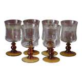 6 vintage stemmed glasses in very good condition