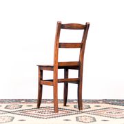 Chaise d'appoint / chaise de cuisine en bois ancien