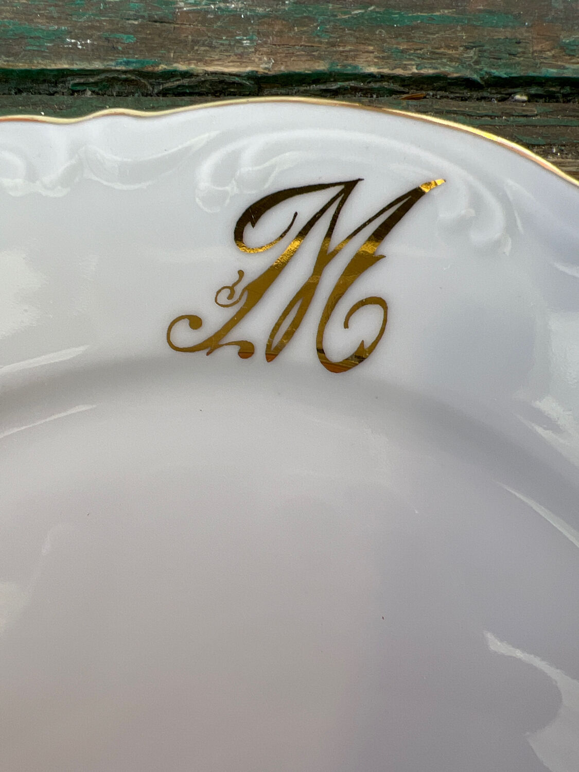 6 plates golden white dessert monogram