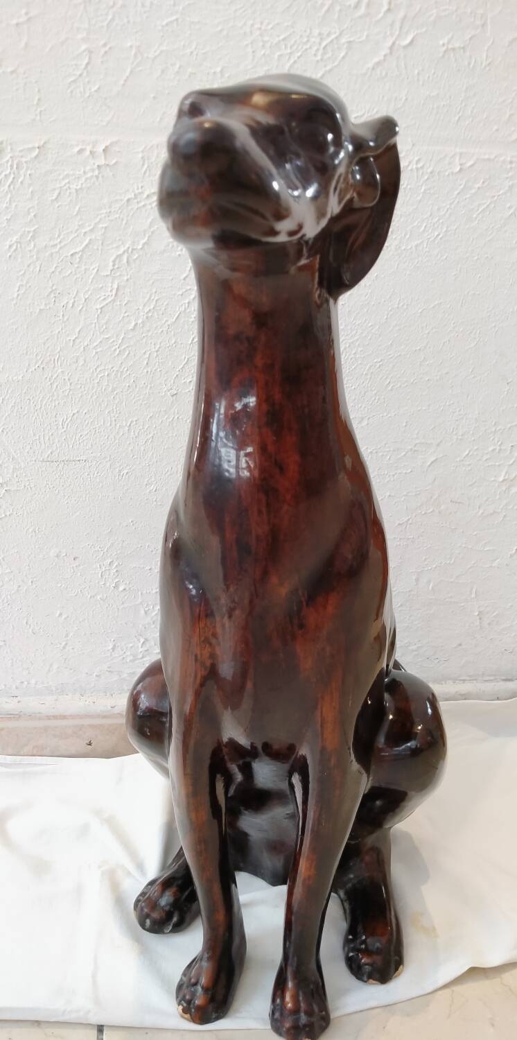 Greyhound statue from the early 20th century
