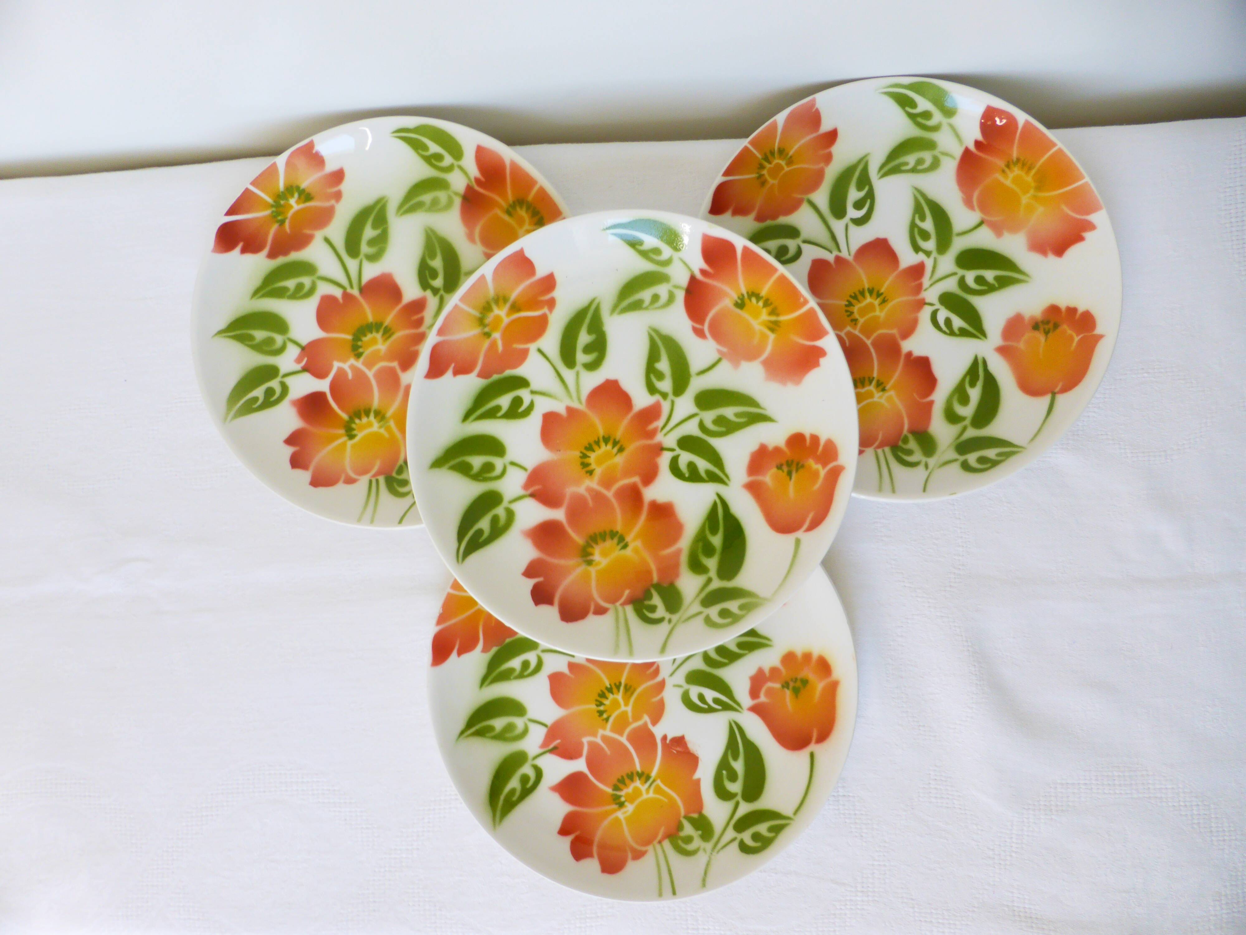 4 dessert plates from Moulin des Loups Orchies Ontario 210690