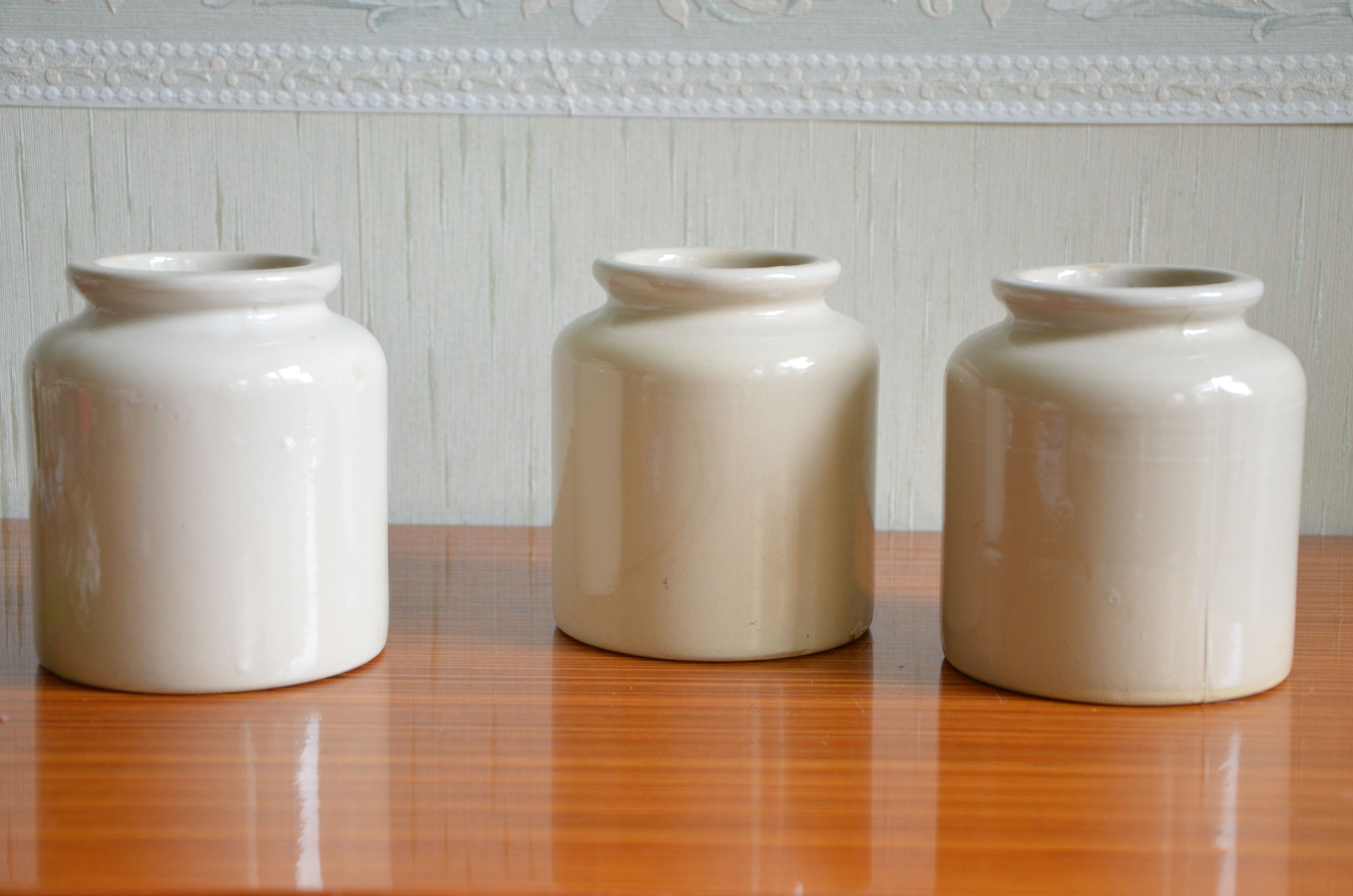 Former LAB Lagny mustard pot