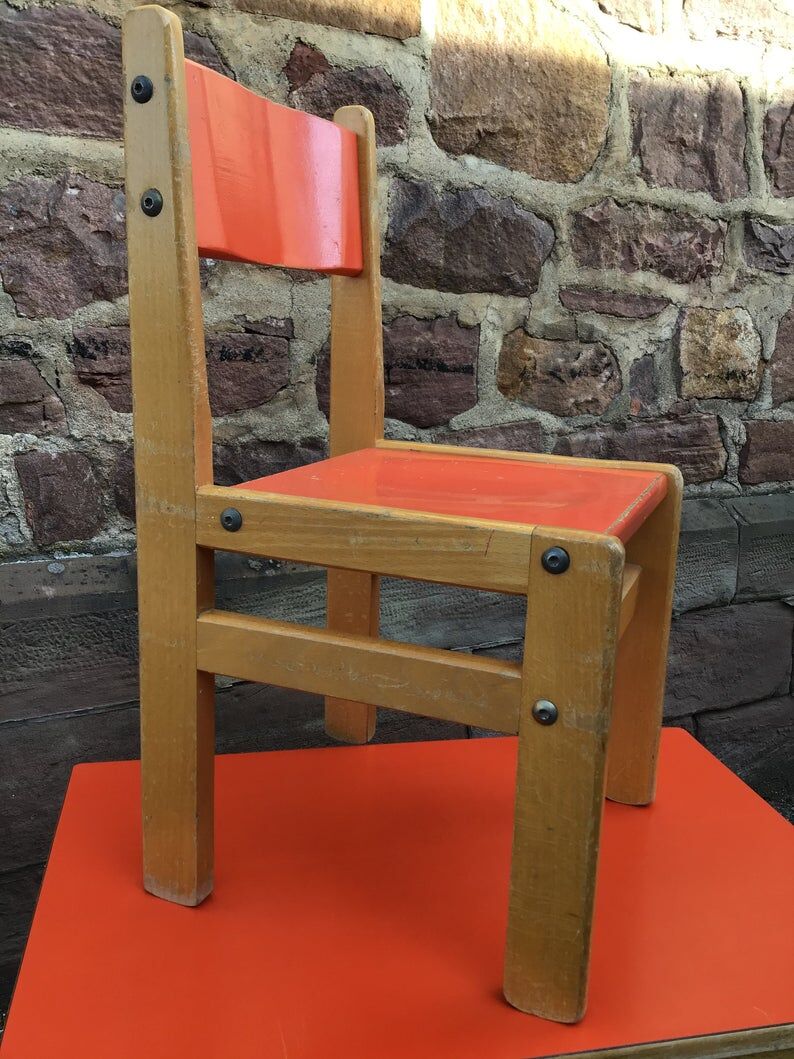 School desk and children's chair