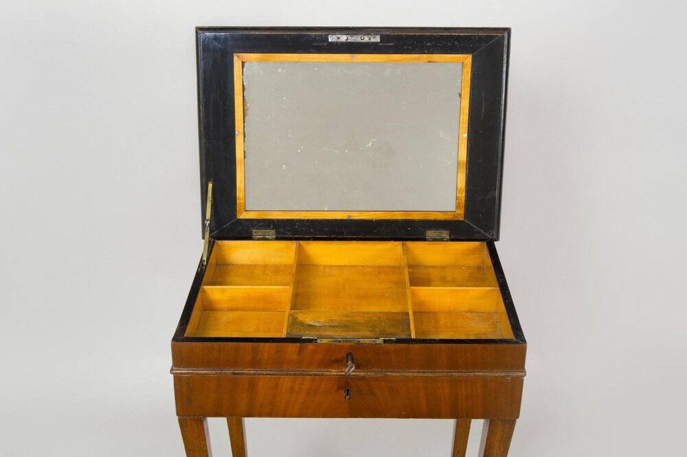 19th Century Biedermeier Table, Austria, 1820s