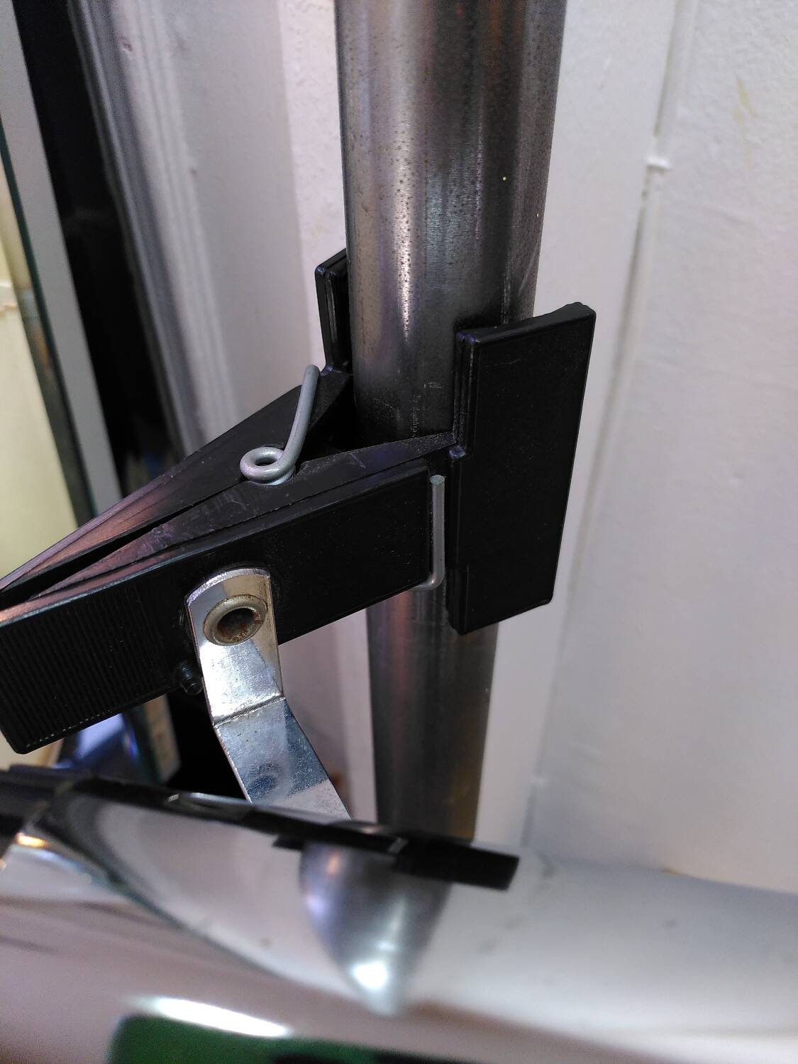 Chrome clip-on spotlight, made in Italy