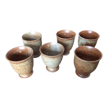 6 stoneware cups