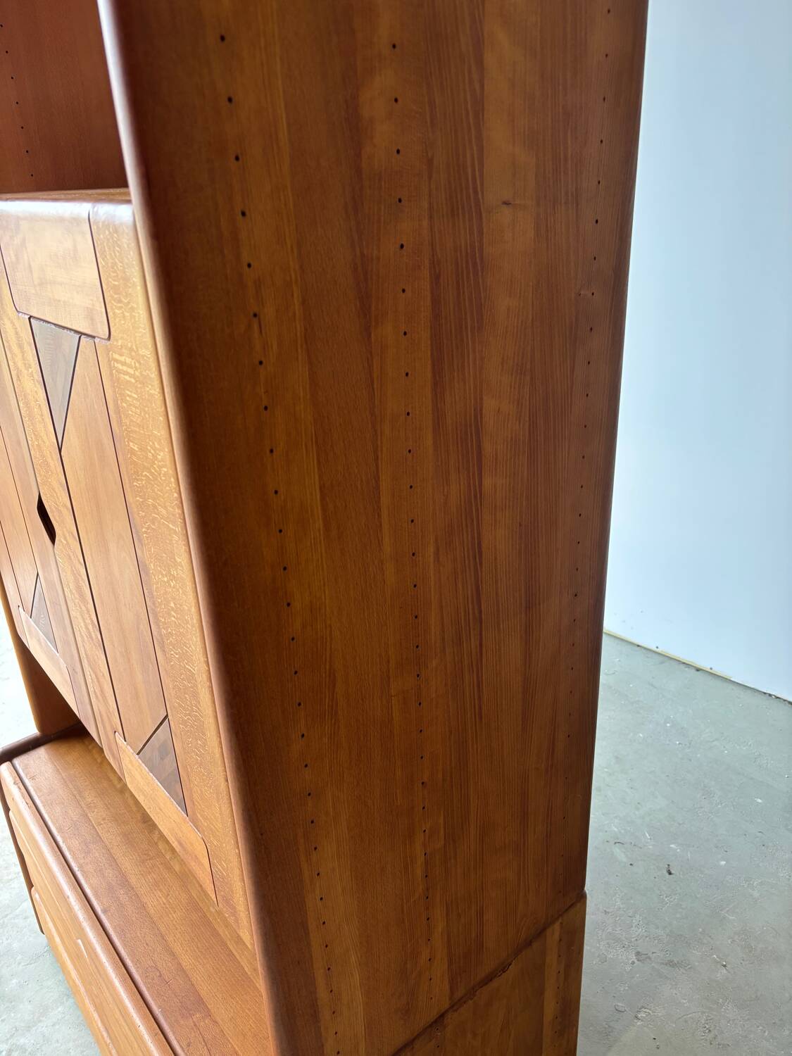 Modular enfilade by Soren Nissen & Ebbe Gehl, modelled by Fagus Seltz.