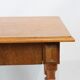 Table d'appoint en de de vers l’année 1910