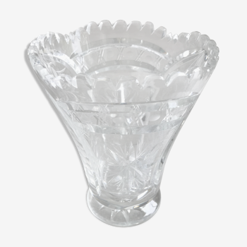 Ancient vase in cut crystal