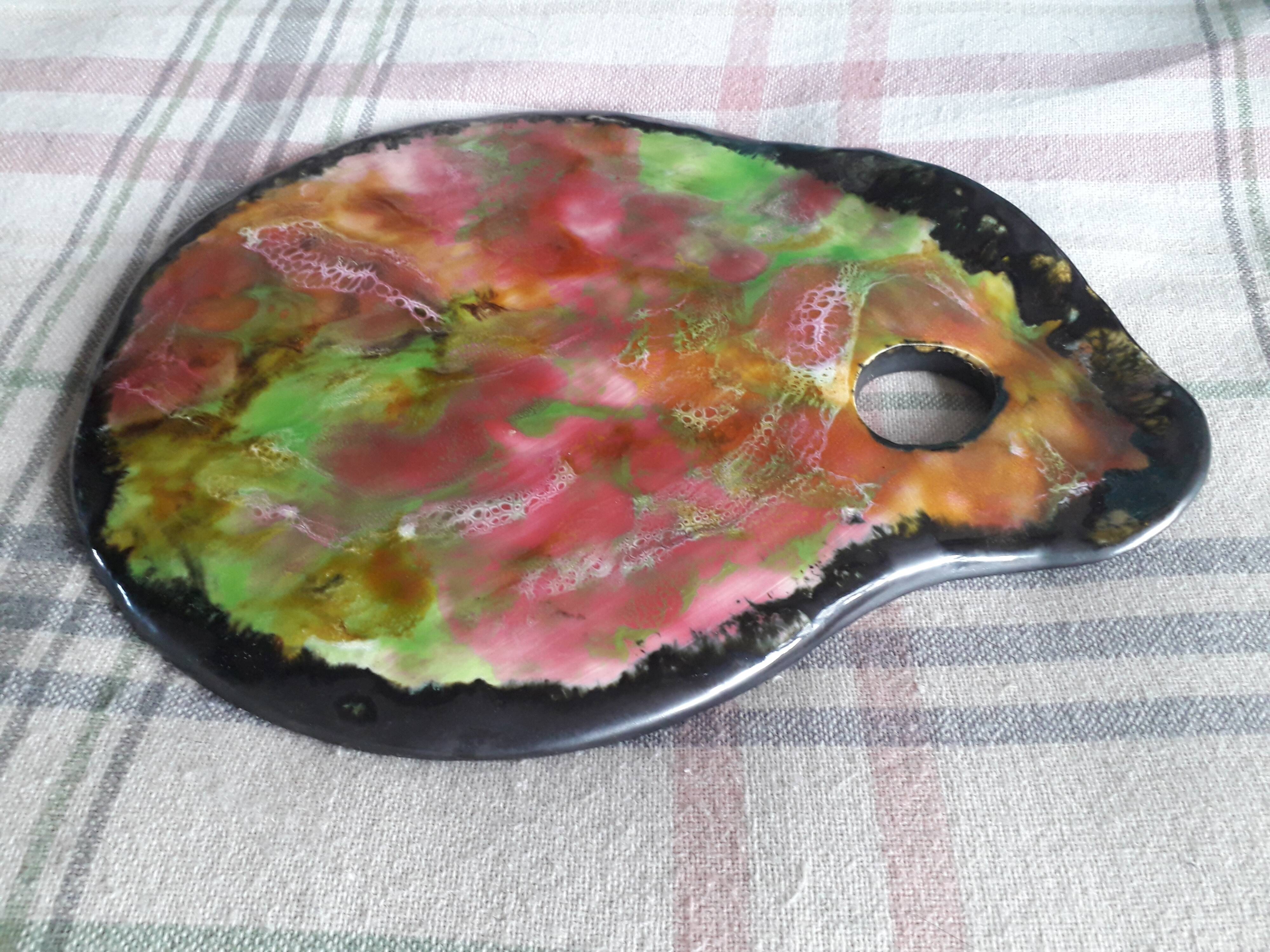 Vintage ceramic signed by Roger Amaites