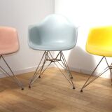 Set of 3 DAR armchairs, Charles & Ray Eames, Vitra