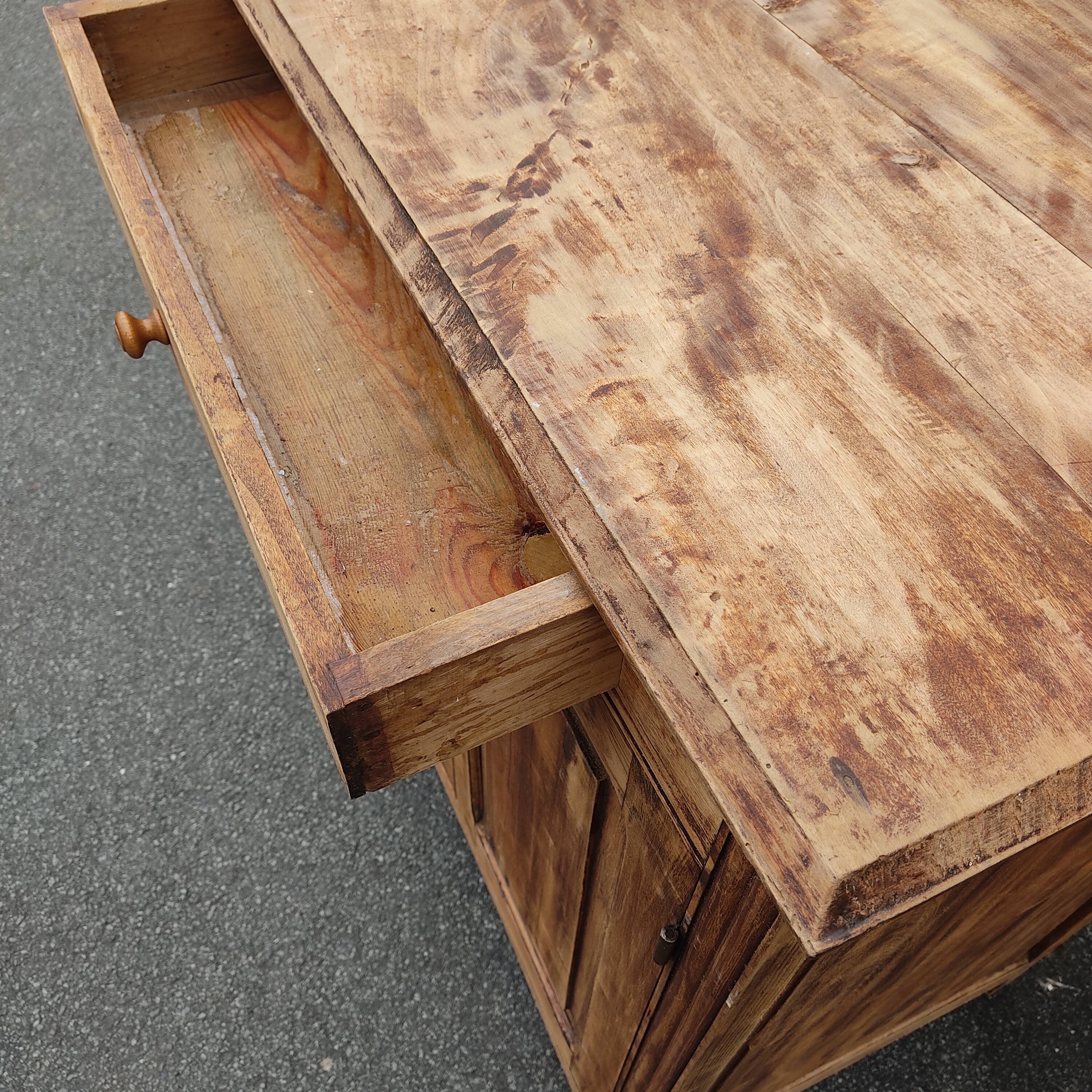 Pitchpin chest of drawers