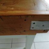 Former butcher's log 50