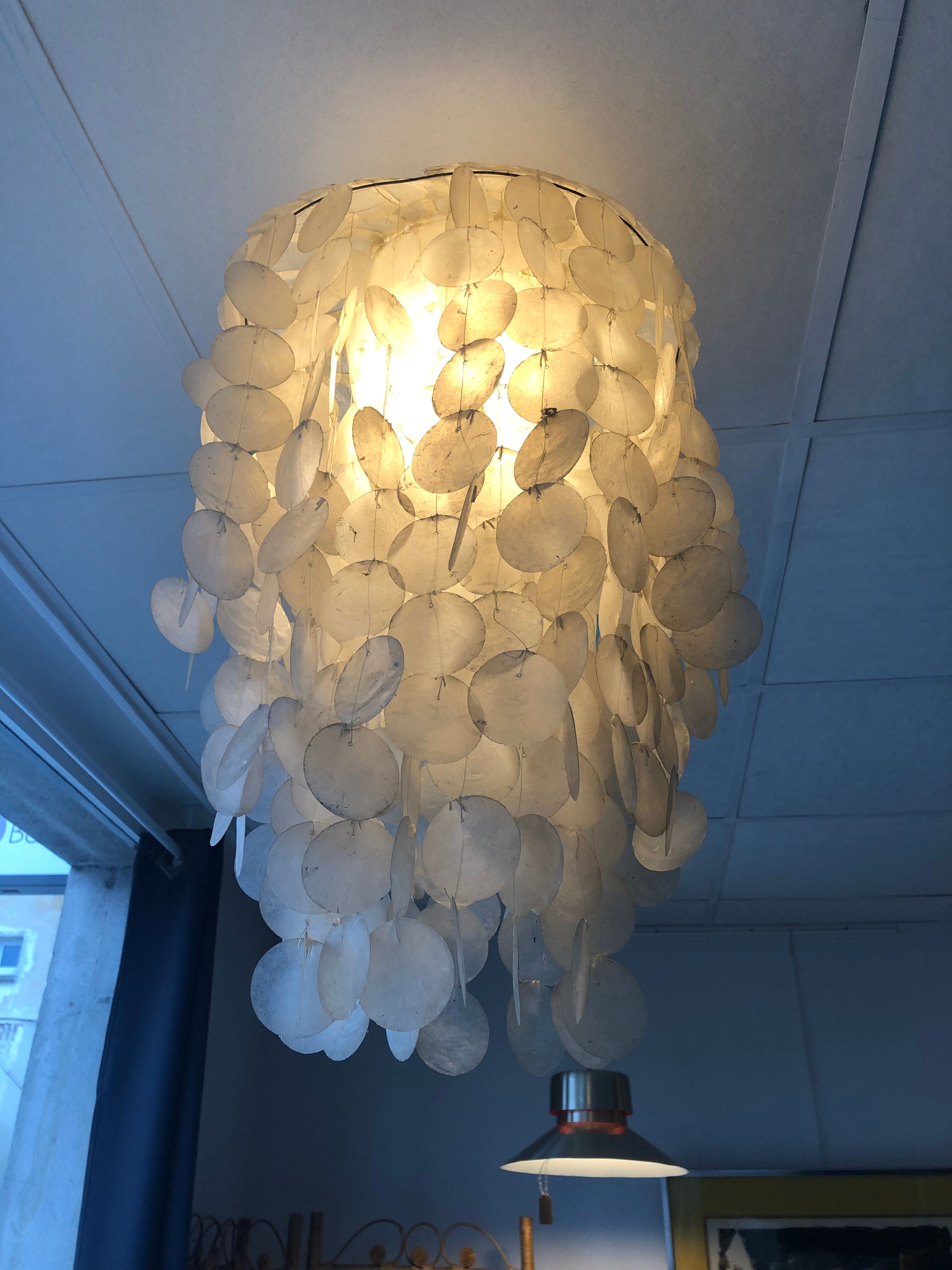 Mother-of-pearl grapevine chandelier, 1970