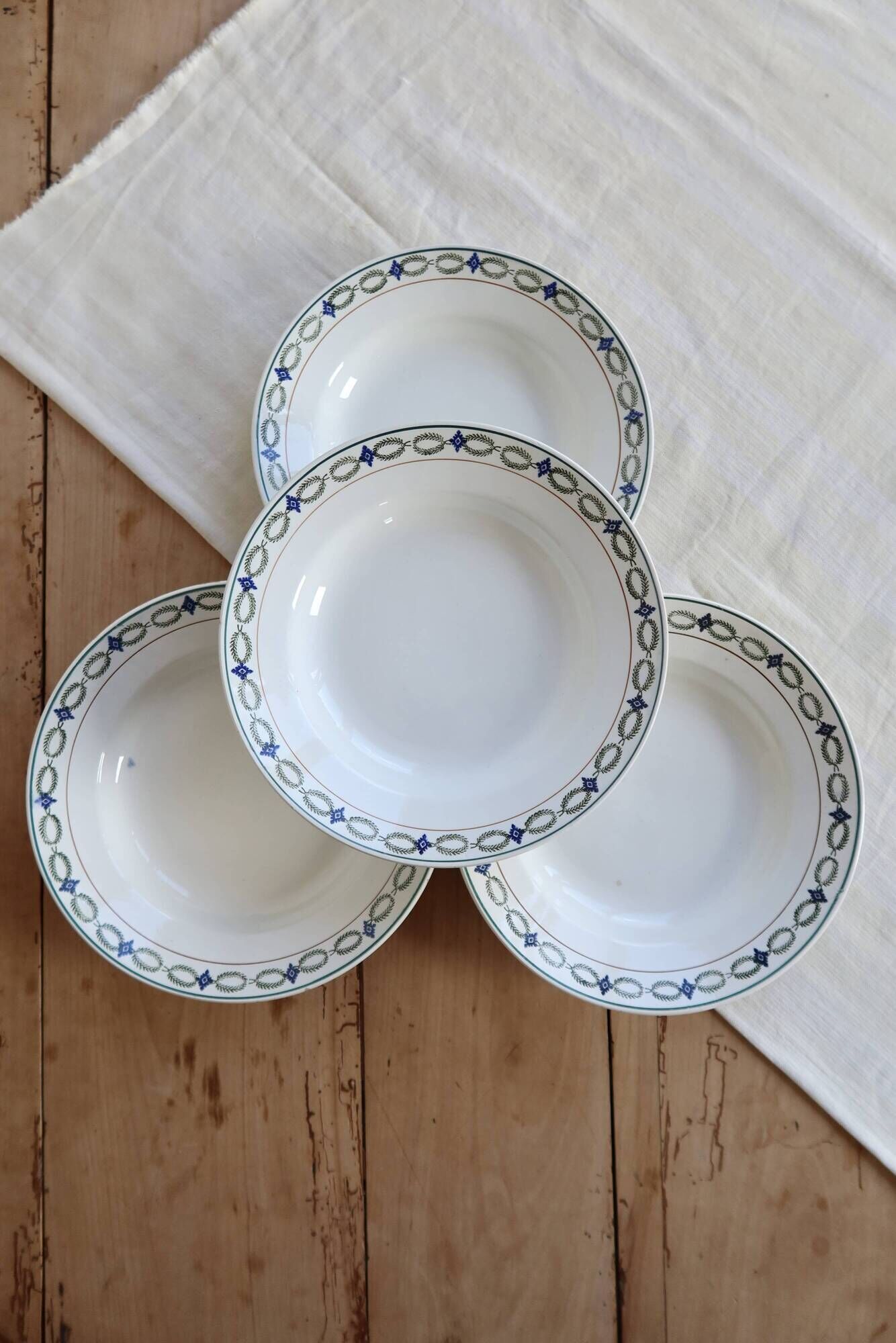 4 vintage deep plates, ironstone Saint Amand model 6000