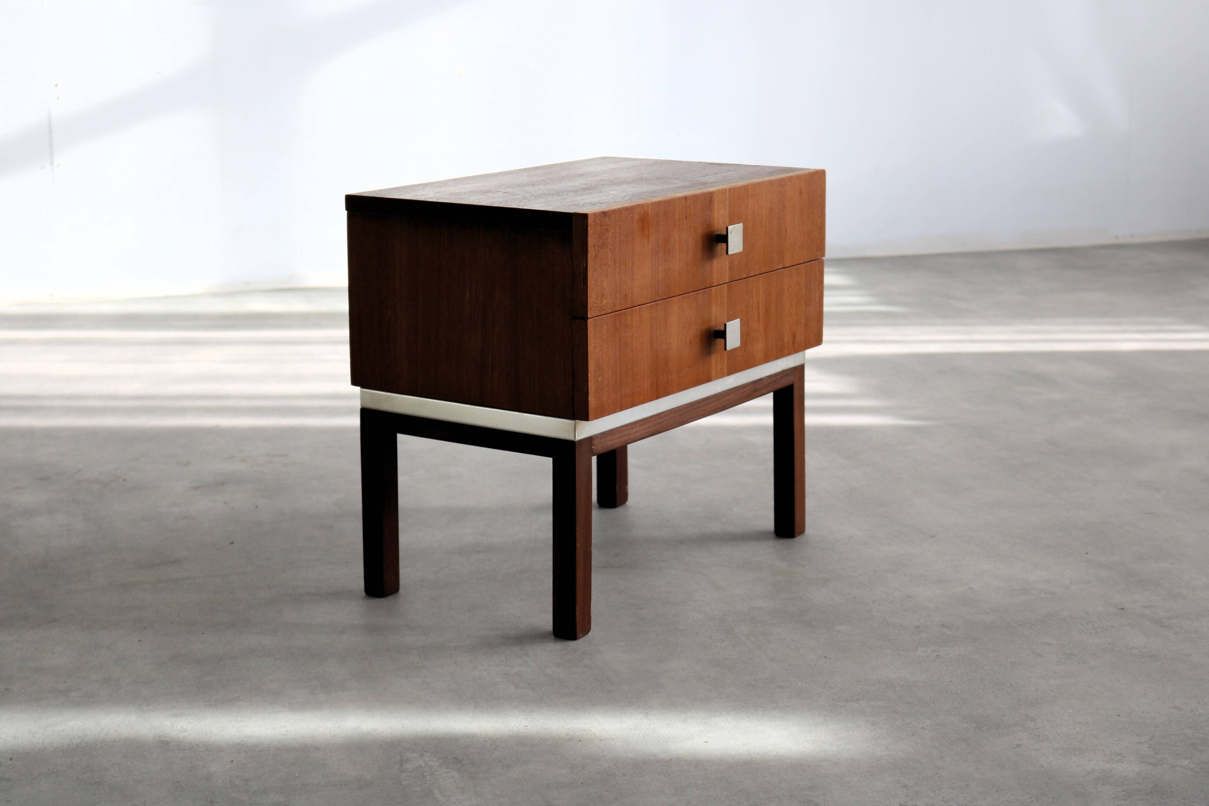 Vintage bedside table | chest of drawers | 60s | teak