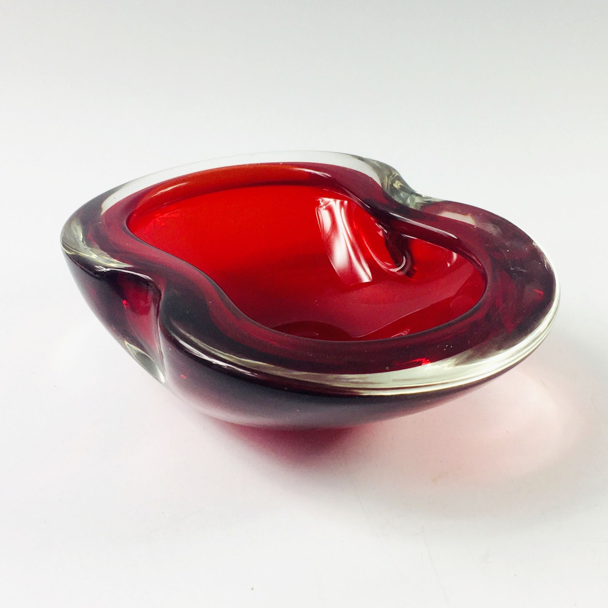 Large Murano Sommerso Glass Bowl or Catch-All / Vide Poche, Italy, 1960s