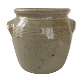 Beige sandstone pot