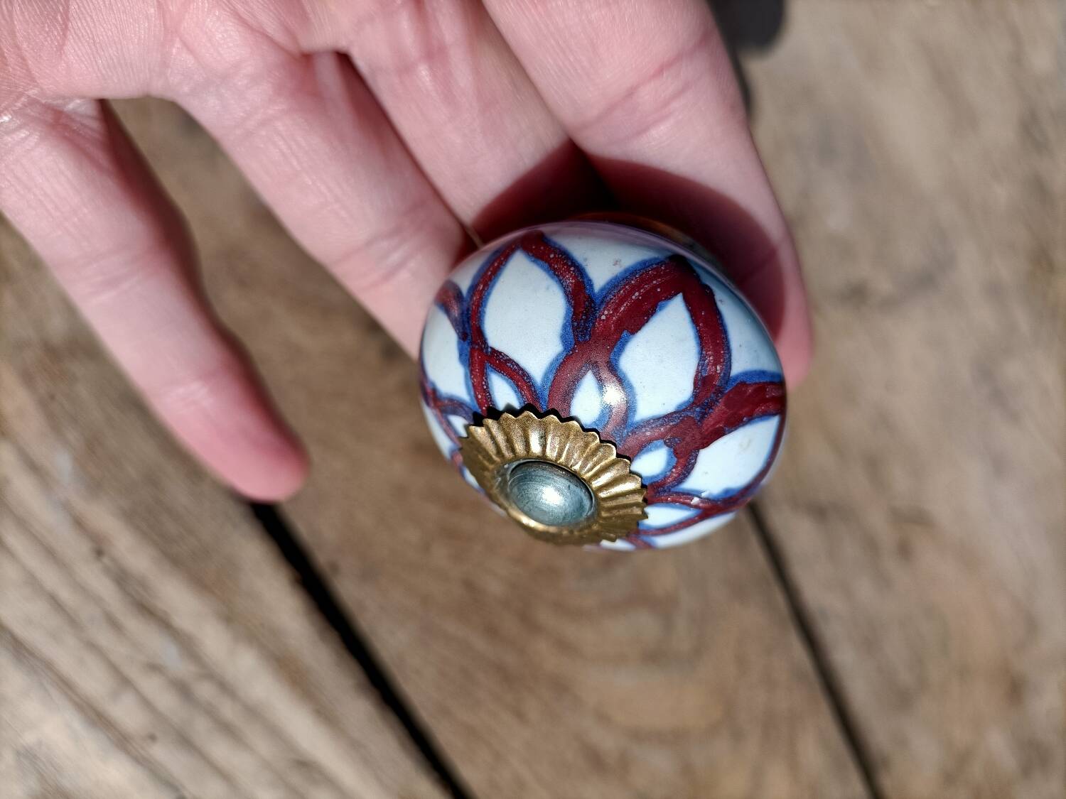 Genuine stoneware door knobs