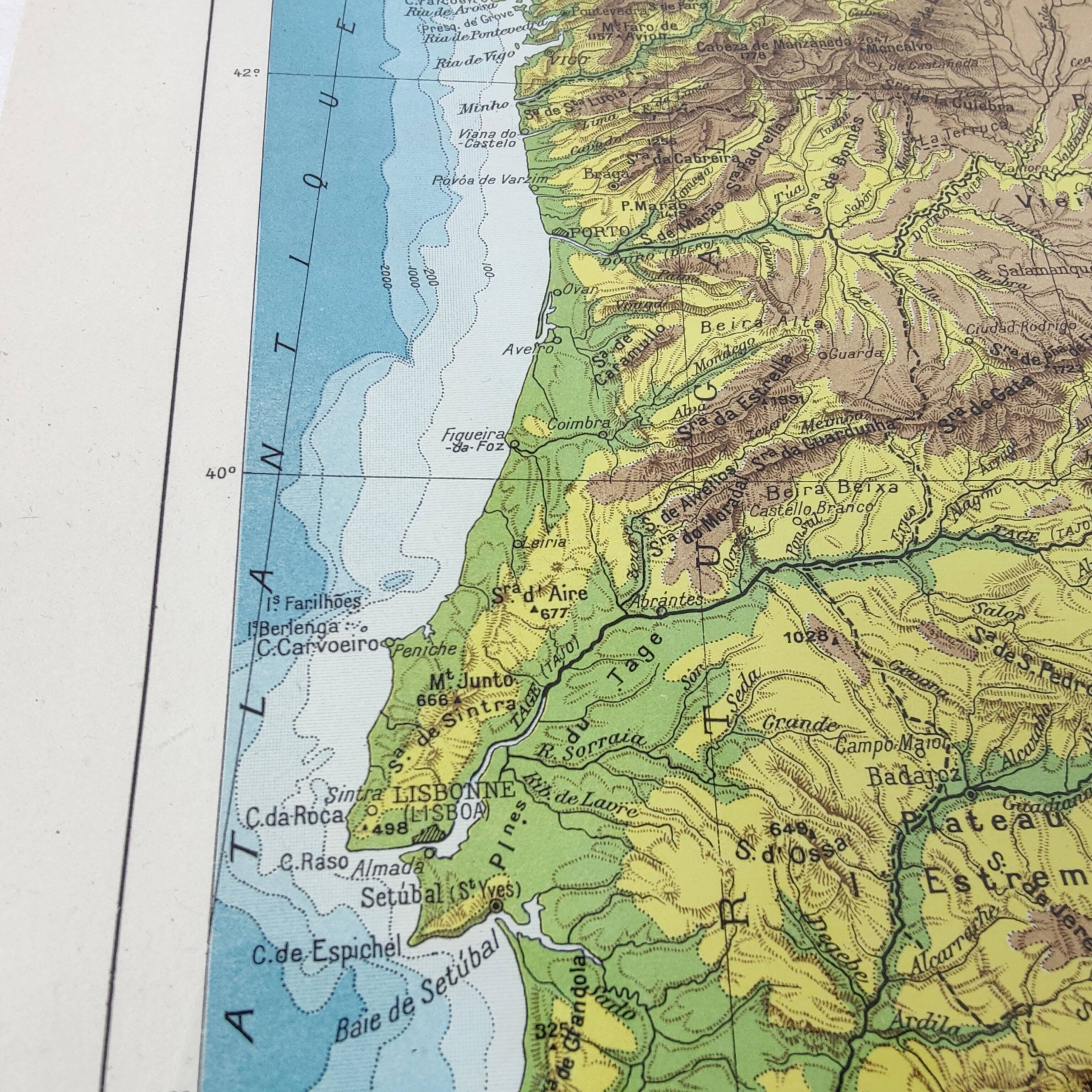 Spain and Portugal map in vintage colors 43x43cm from 1950