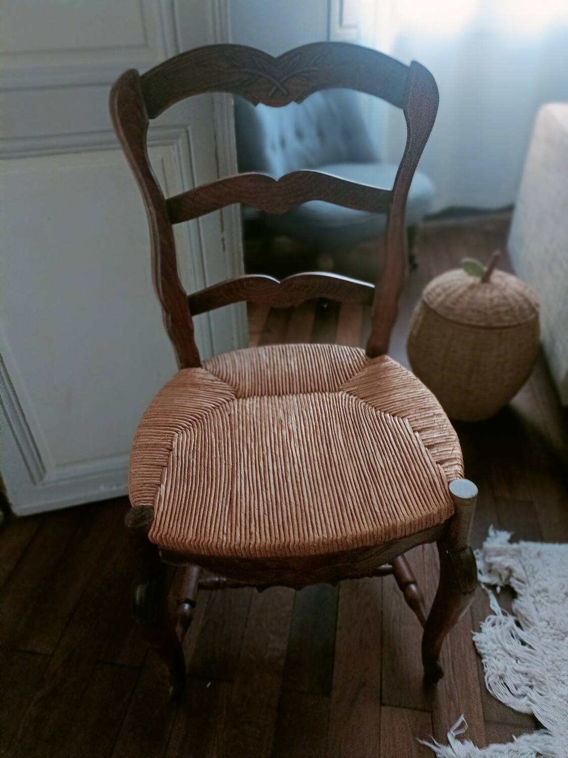 Rustic straw chair