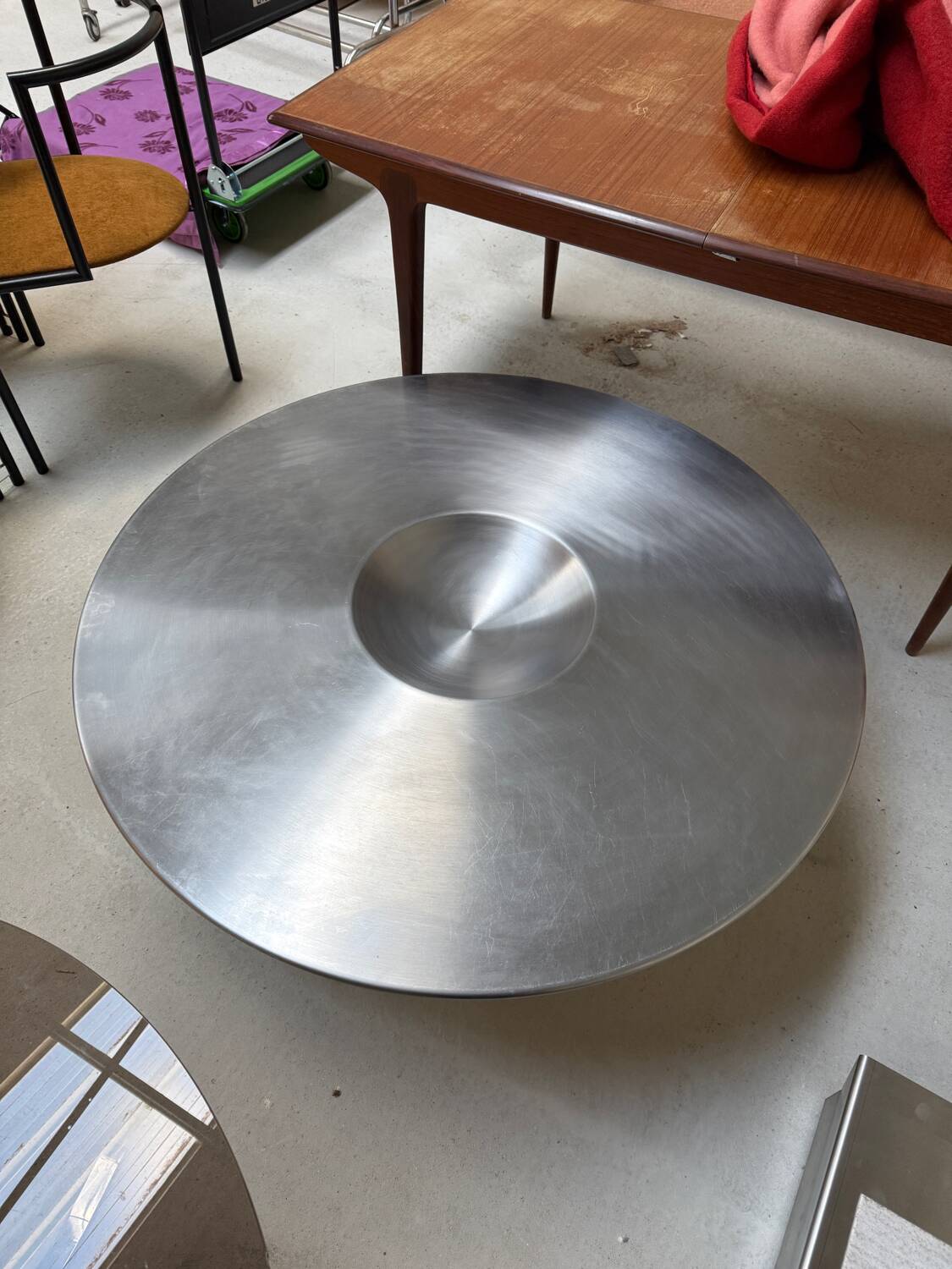 Table Alien Cattelan Italia