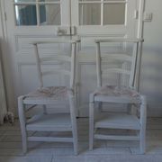 Pair of pray god patinated gray pearl waxed finish, seats mulched and bleached