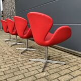 4x Original red leather Fritz Hansen Swan chairs Topstaat!