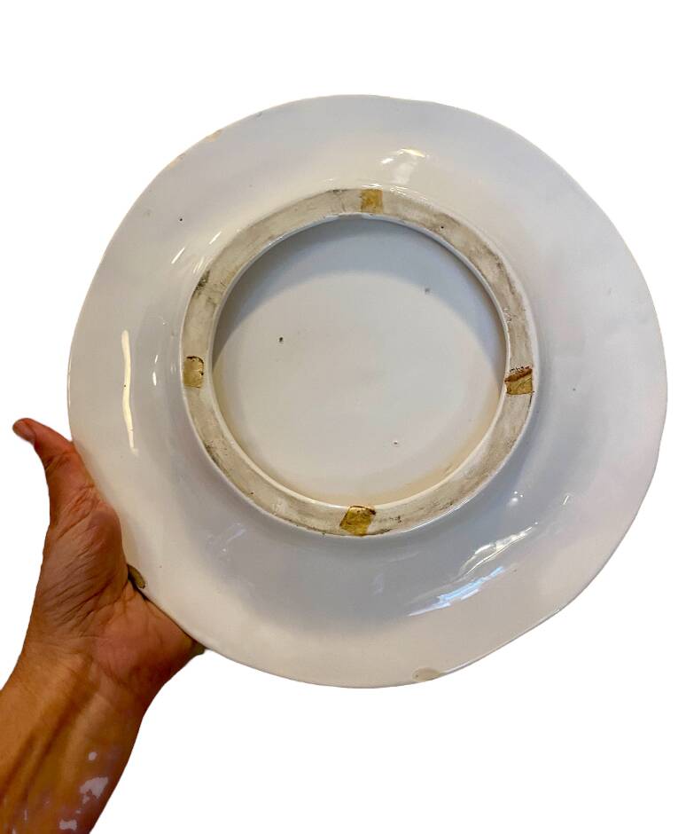 Slip tureen