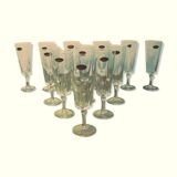 Ensemble de 12 flûtes à champagne, modèle “Versailles”, Cristal d’arques, 70’s.