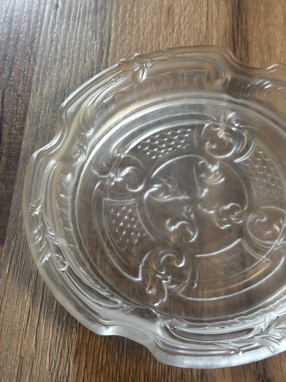 Old bottle bottom or glass moulded pocket tray