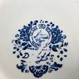 Large covered pot in Delft earthenware