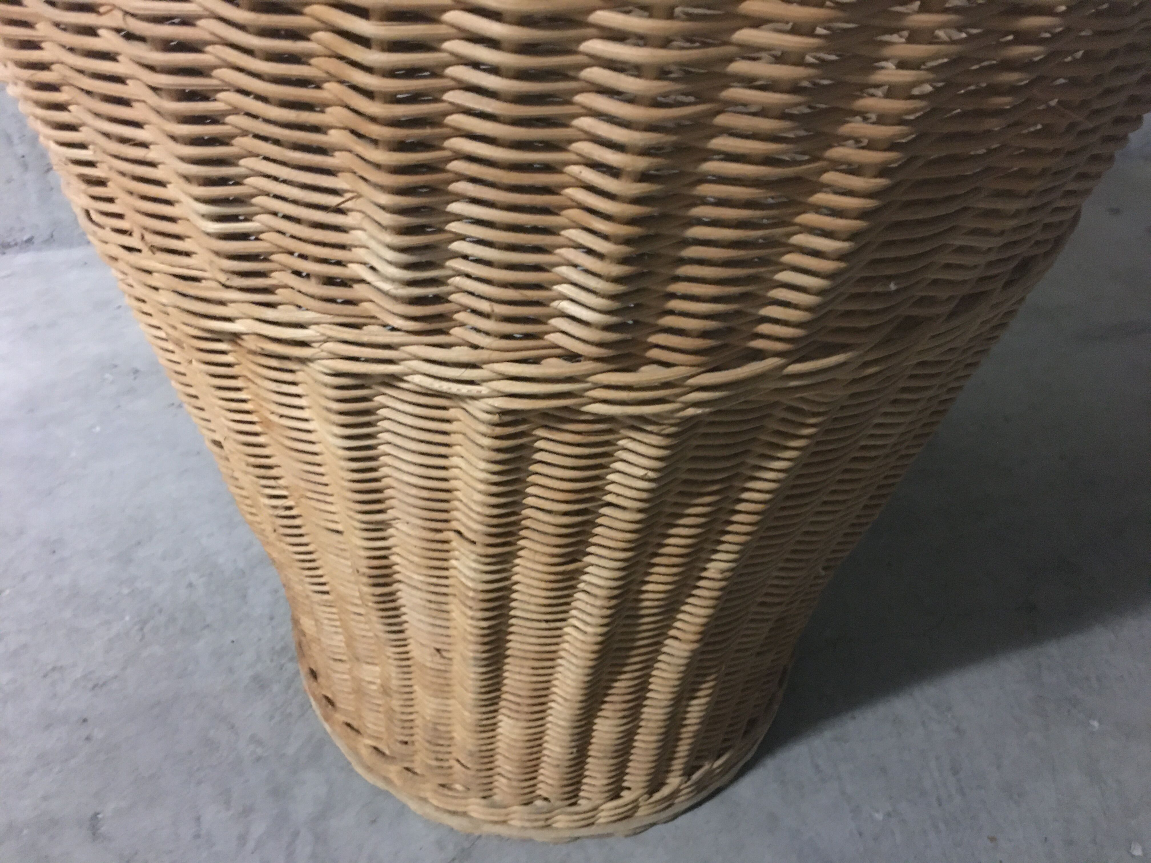Wicker basket