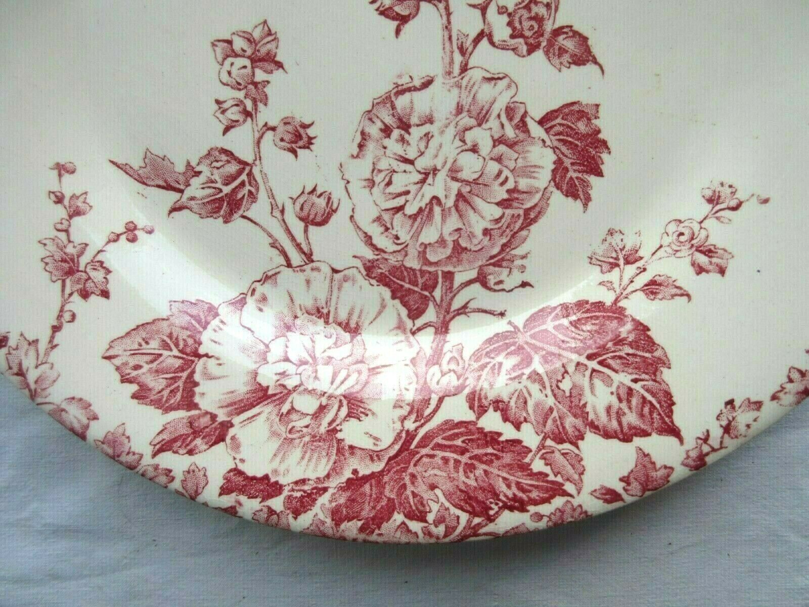 Assiette plate art nouveau en rose, porcelaine, modèle rose trémière de gien