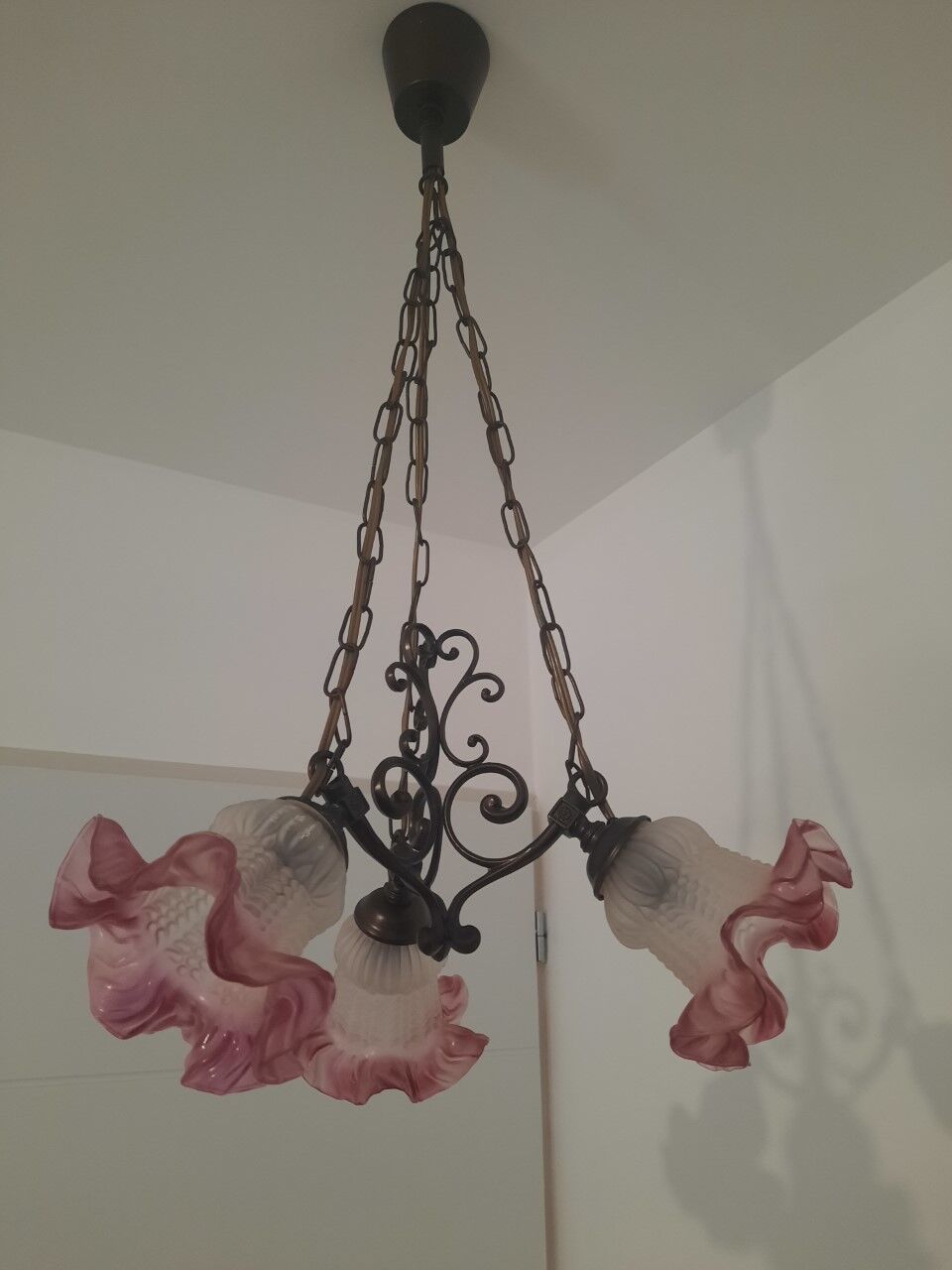 Opaline chandelier