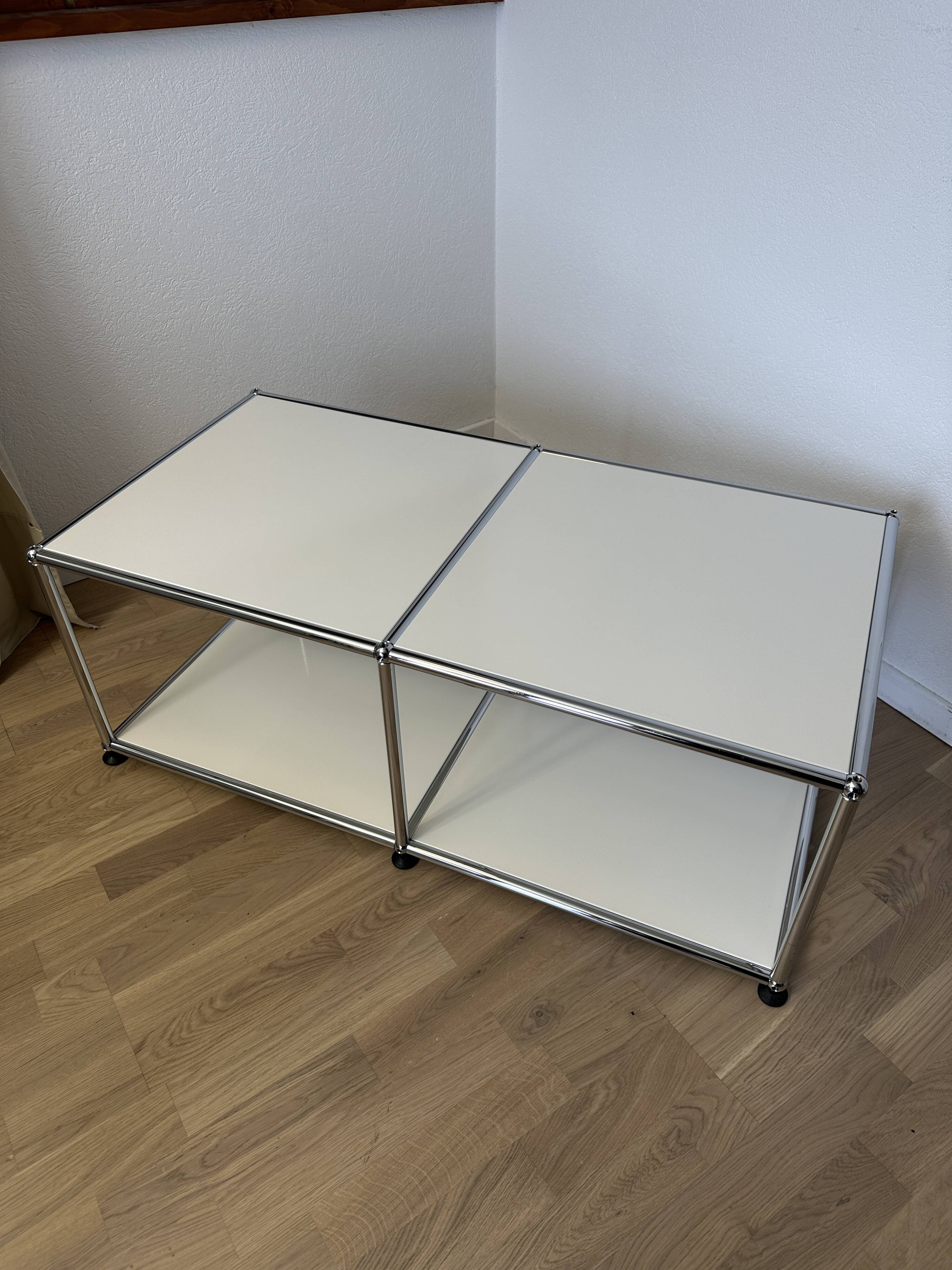 USM Haller coffee table in Pure White