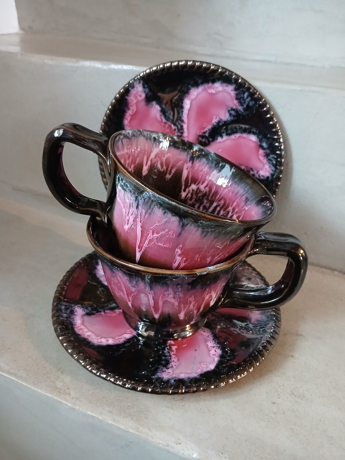 2 vintage cups and saucers