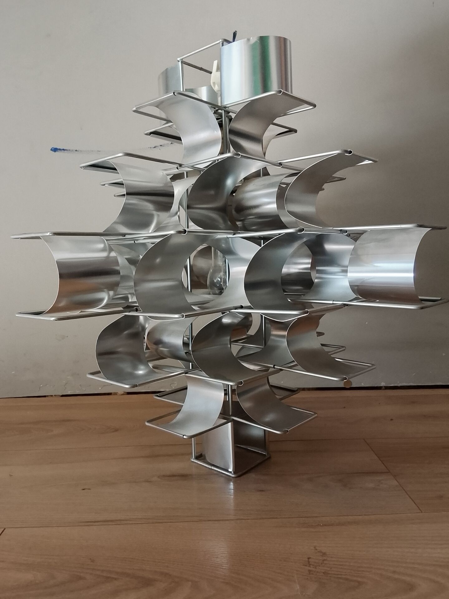 Suspension "Cassiopée" par Max Sauze