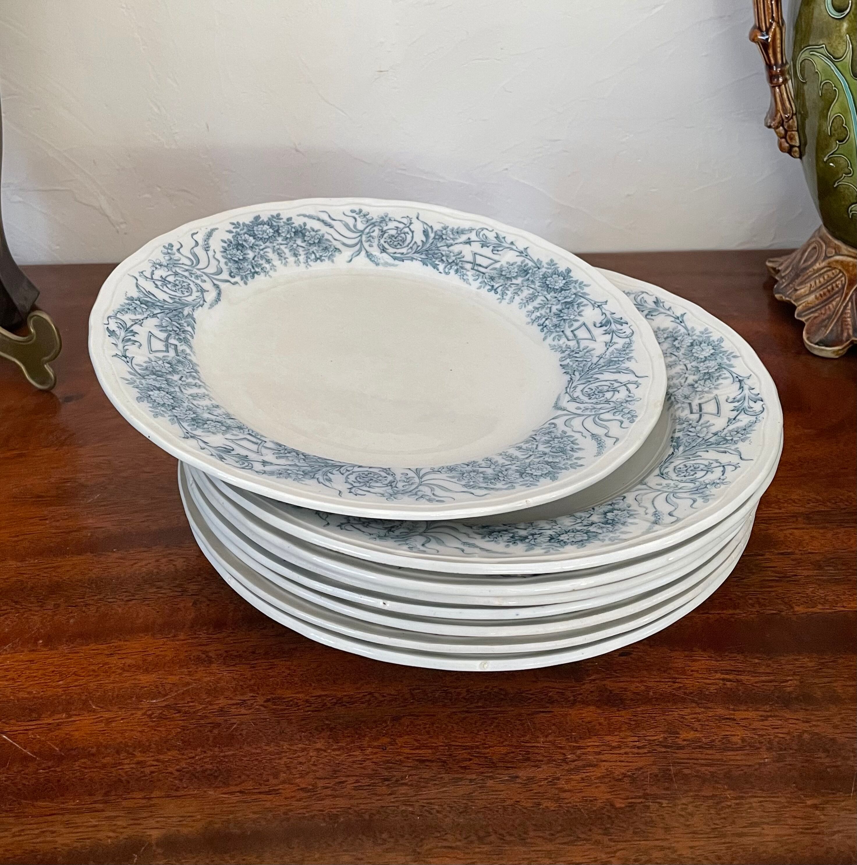 8 St Amand and Hamage iron earth plates