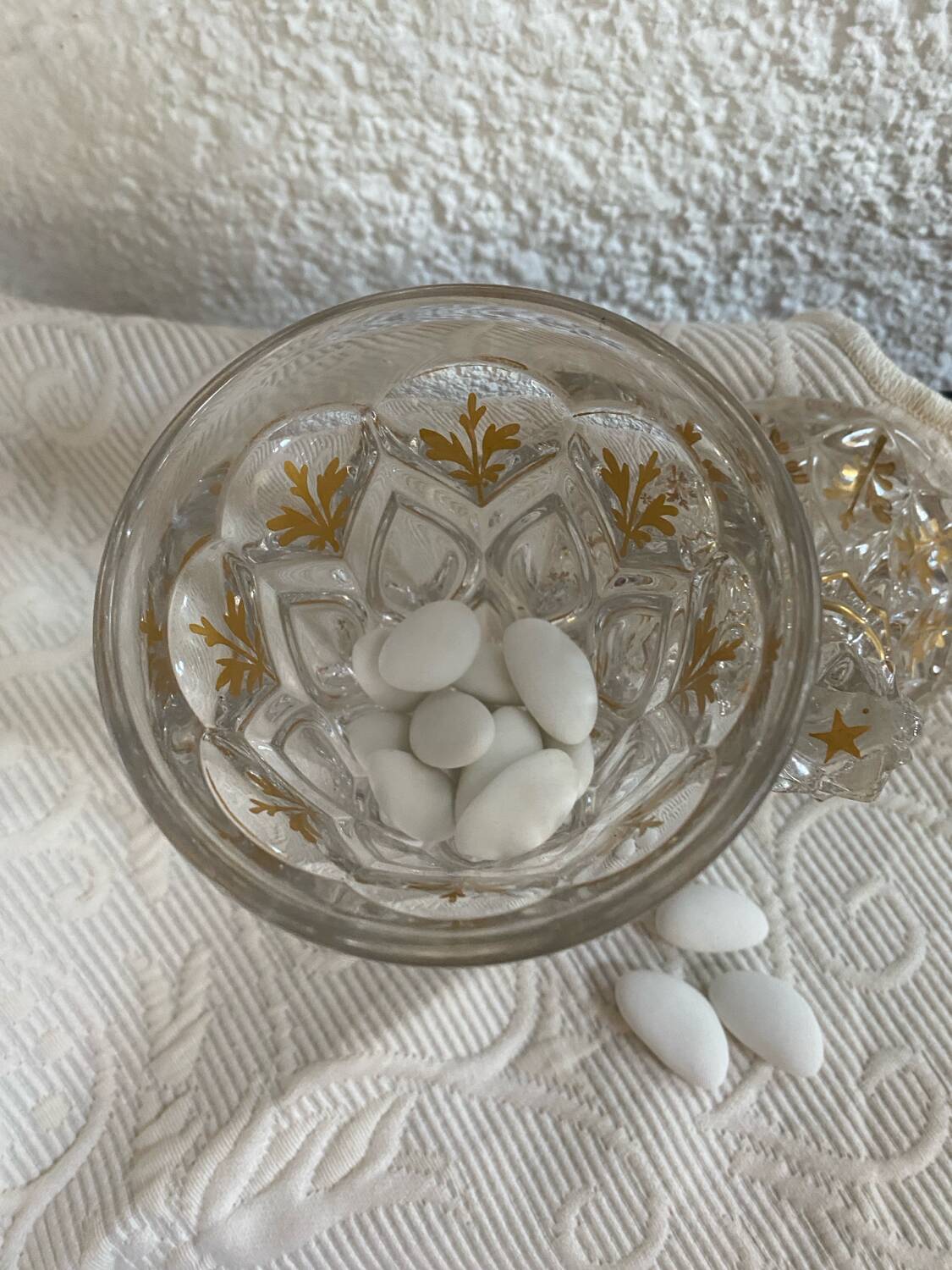 Drageoir ou bonbonnière en cristal ancien
