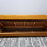 Sofa by Jindrich Halabala