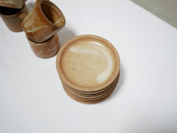 Série de 8 tasses et sous tasses vintage en grès