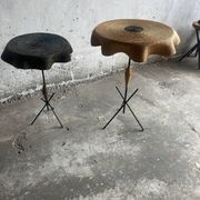 Lot de 2 tables d’appoint vintage italiennes en raphia