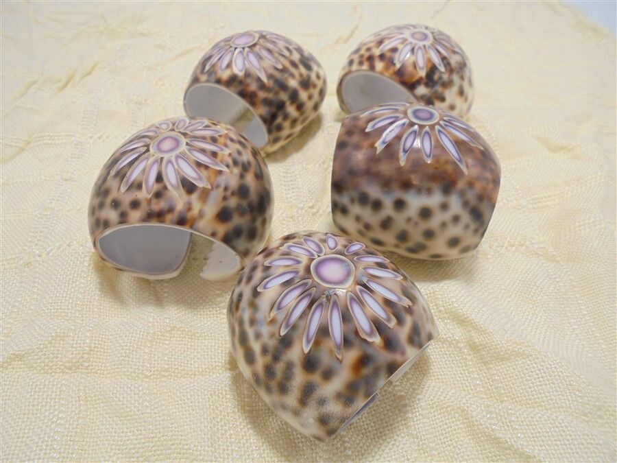 Set of 5 rounds of shell towel