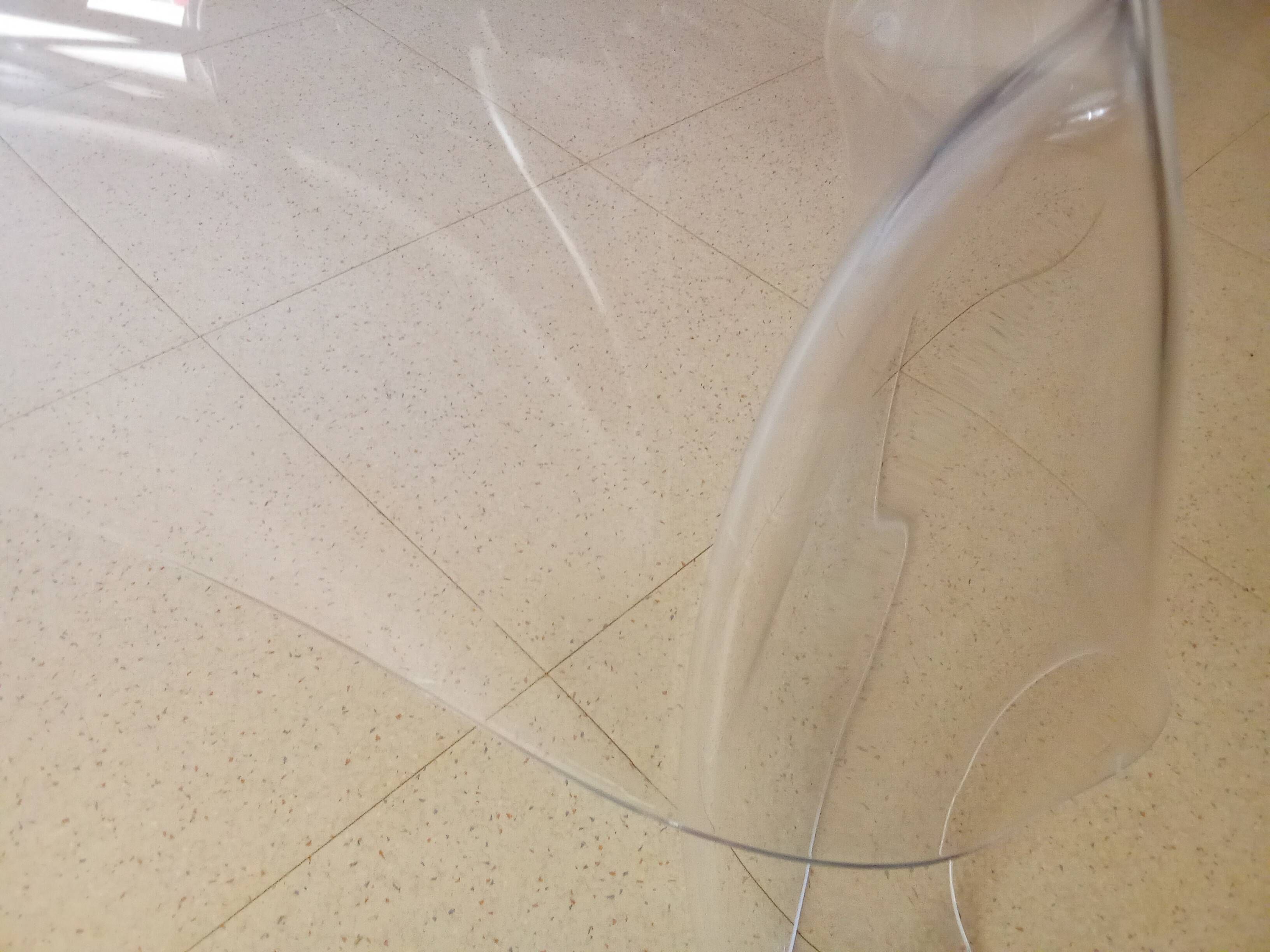 Low table plexiglass